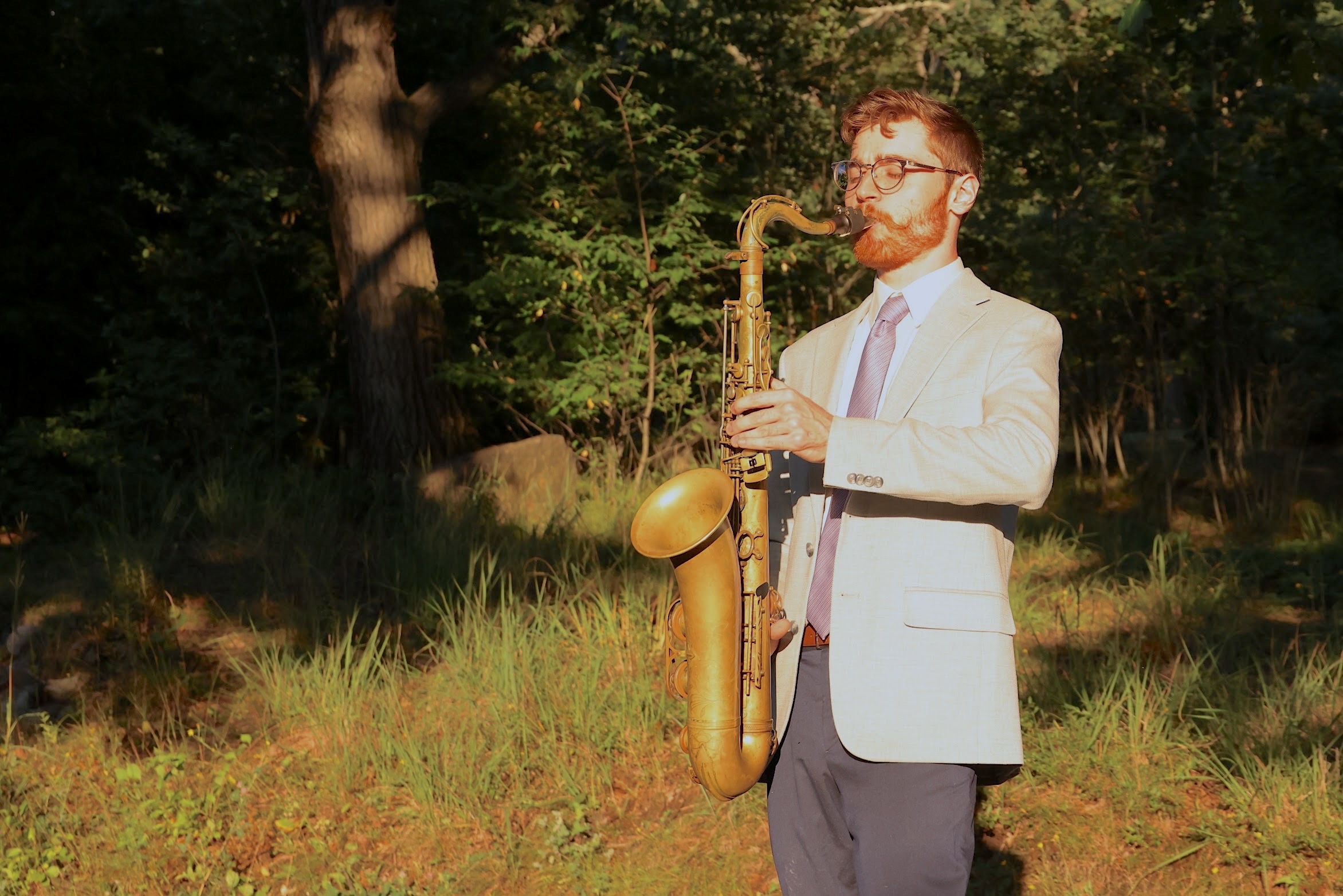 Nolan Slate playing saxophone